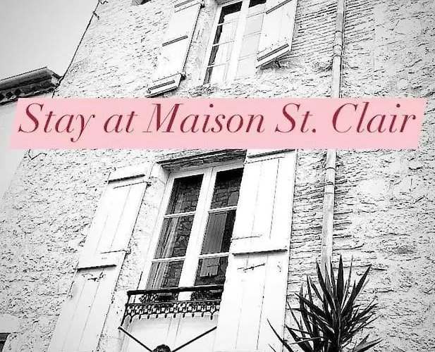 Maison St. Clair مونفلاكين