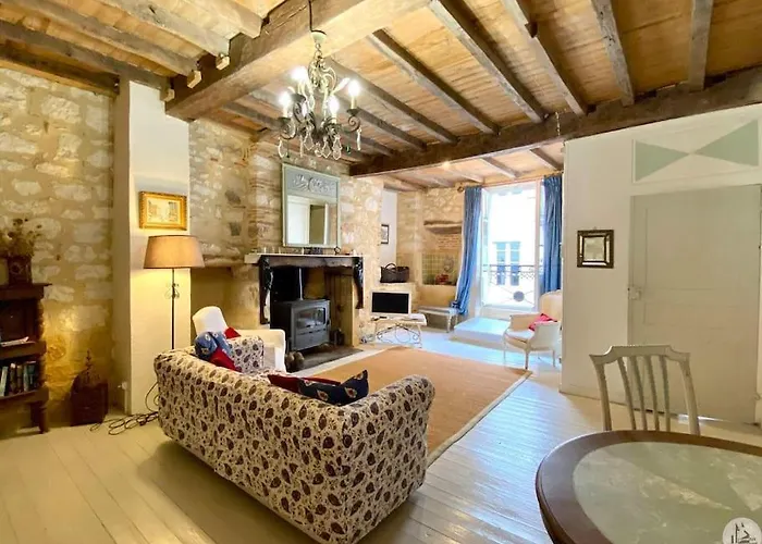 Maison St. Clair * مونفلاكين