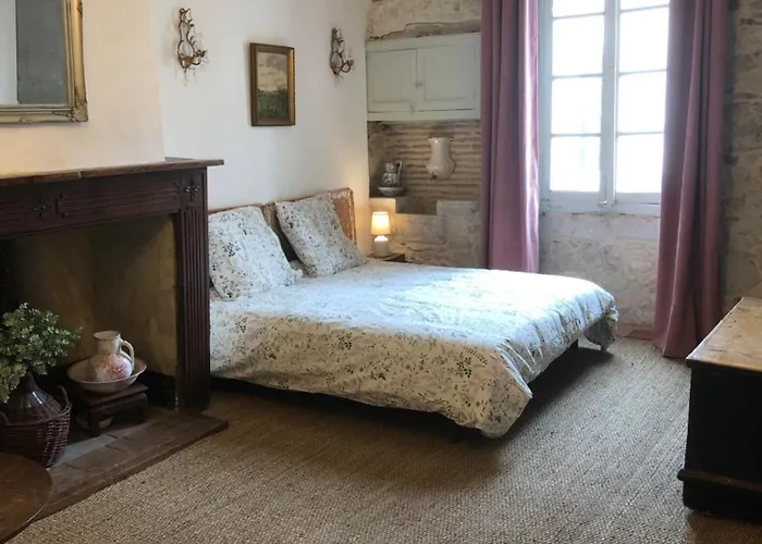 Maison St. Clair * مونفلاكين